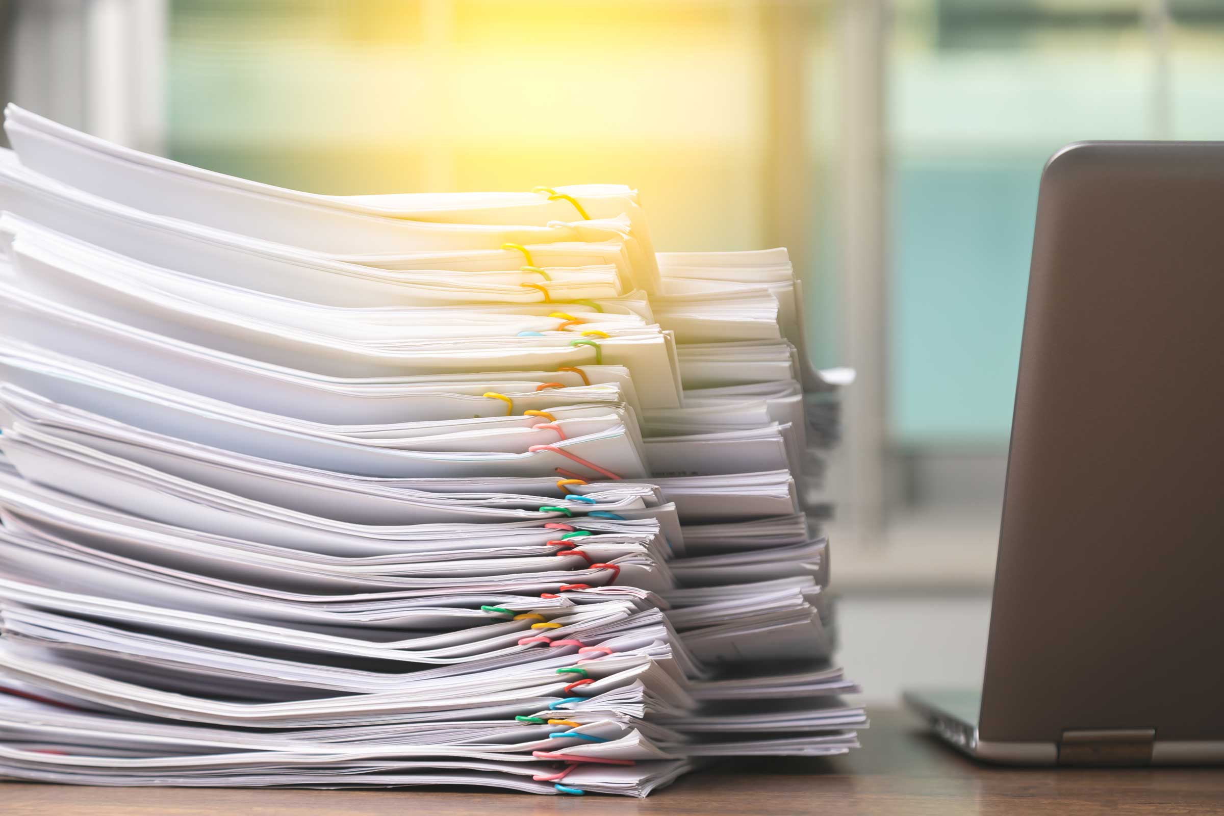 Papers как пользоваться. Бумаги на столе. Документы обои. Бумага для технологии. Документация обои.