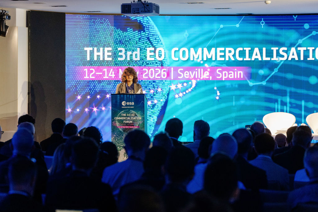 https://philab.esa.int/wp-content/uploads/sites/3/2026/05/ESA_3RD_EO_COMMERCIALISATION_FORUM-32.jpg