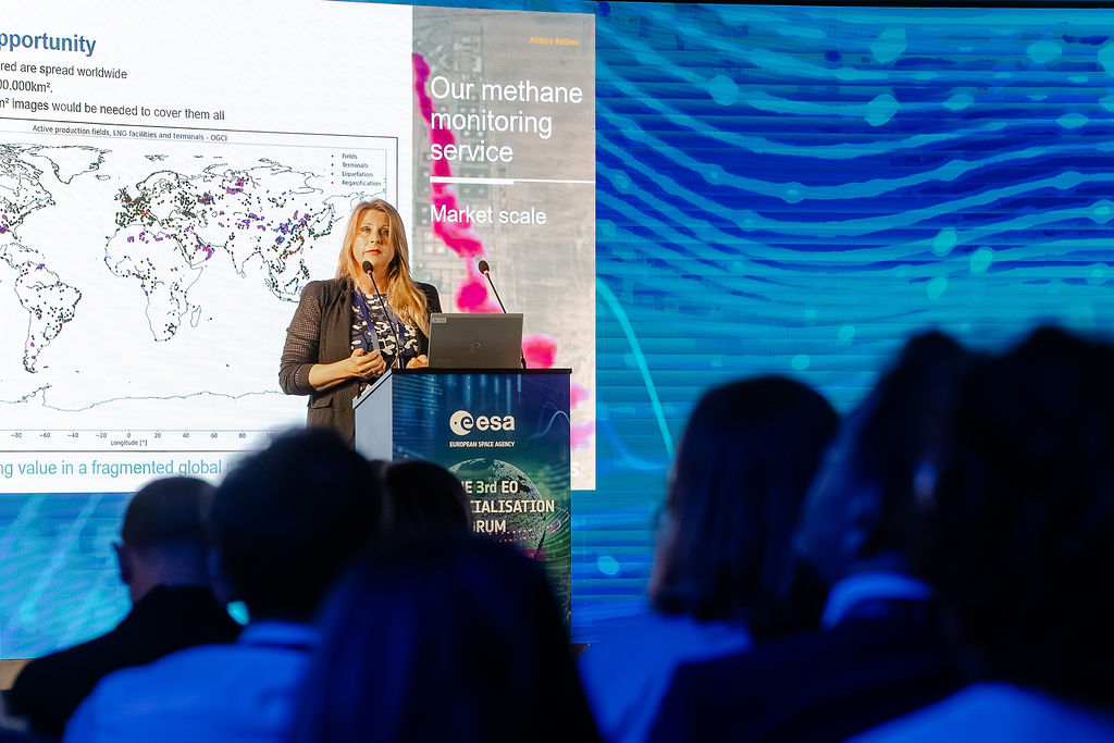 https://philab.esa.int/wp-content/uploads/sites/3/2026/05/ESA_3RD_EO_COMMERCIALISATION_FORUM-76.jpg