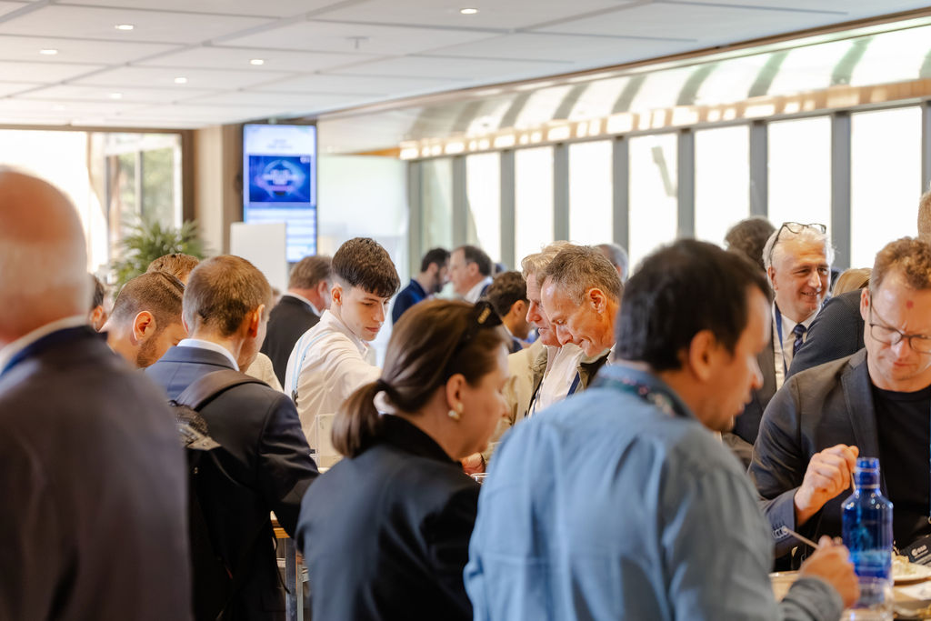 https://philab.esa.int/wp-content/uploads/sites/3/2026/05/ESA_3RD_EO_COMMERCIALISATION_FORUM-78.jpg