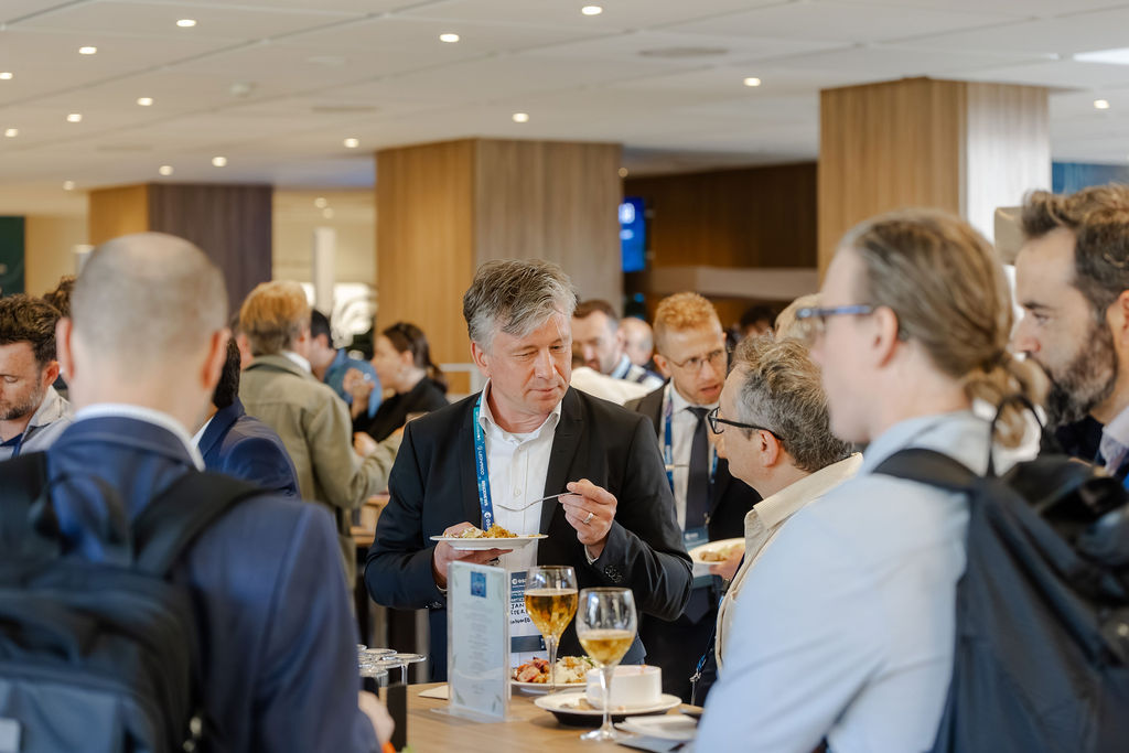 https://philab.esa.int/wp-content/uploads/sites/3/2026/05/ESA_3RD_EO_COMMERCIALISATION_FORUM-79.jpg