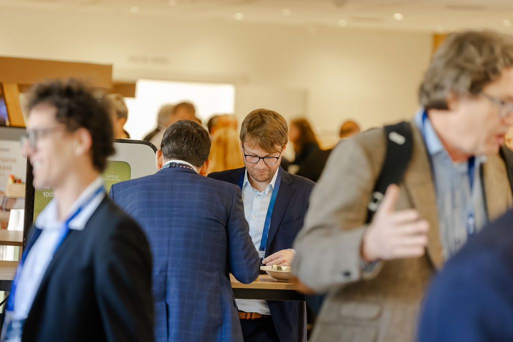 https://philab.esa.int/wp-content/uploads/sites/3/2026/05/ESA_3RD_EO_COMMERCIALISATION_FORUM-80.jpg