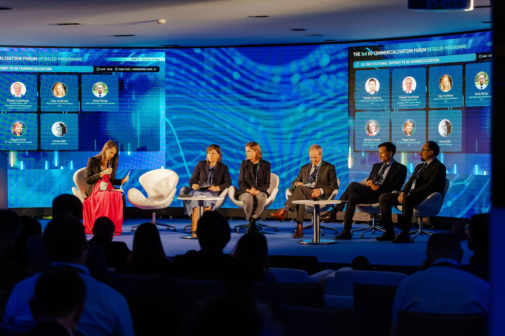 https://philab.esa.int/wp-content/uploads/sites/3/2026/05/ESA_3RD_EO_COMMERCIALISATION_FORUM-89.jpg