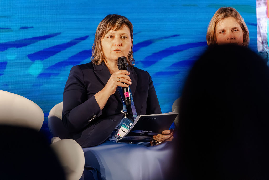 https://philab.esa.int/wp-content/uploads/sites/3/2026/05/ESA_3RD_EO_COMMERCIALISATION_FORUM-94.jpg