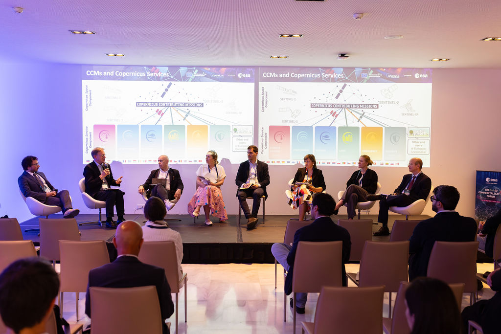 https://philab.esa.int/wp-content/uploads/sites/3/2026/05/ESA_3RD_EO_COMMERCIALISATION_FORUM_DAY_2-120.jpg