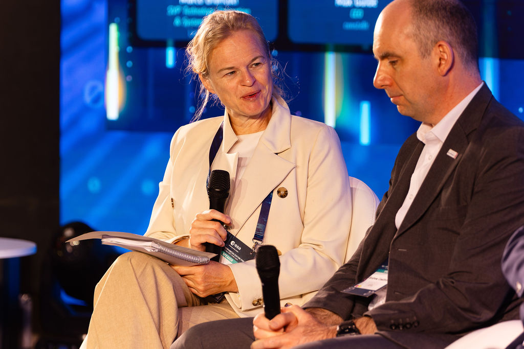 https://philab.esa.int/wp-content/uploads/sites/3/2026/05/ESA_3RD_EO_COMMERCIALISATION_FORUM_DAY_2-13.jpg