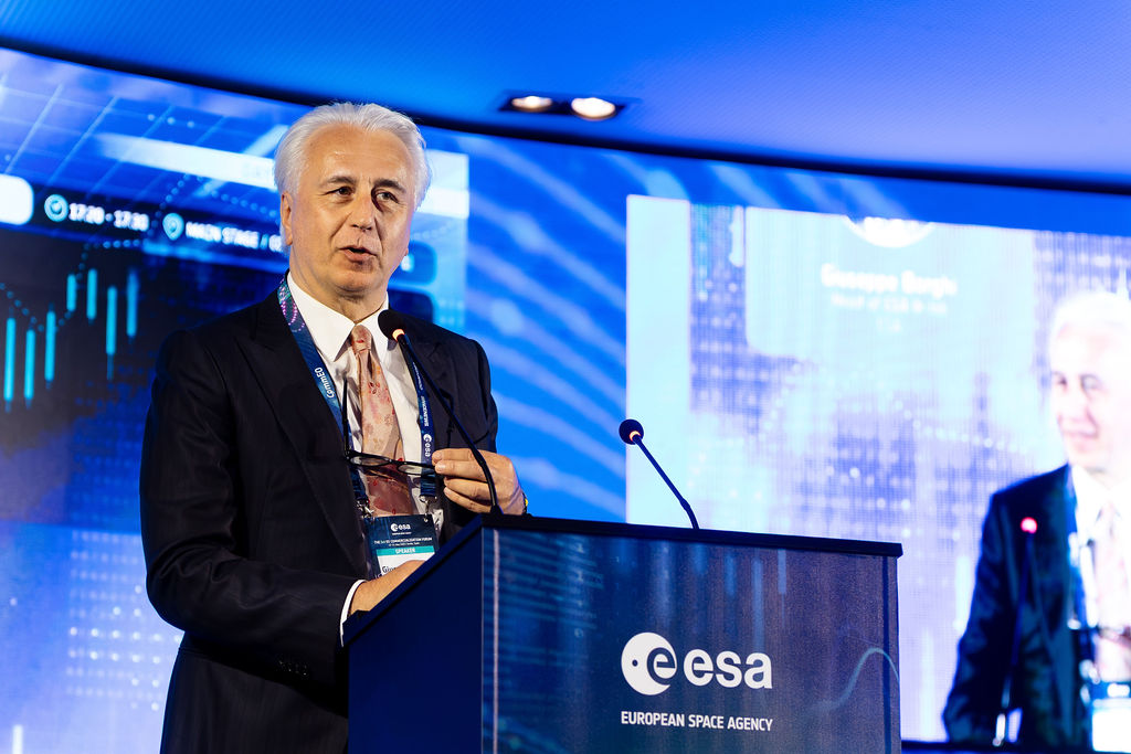 https://philab.esa.int/wp-content/uploads/sites/3/2026/05/ESA_3RD_EO_COMMERCIALISATION_FORUM_DAY_2-146.jpg