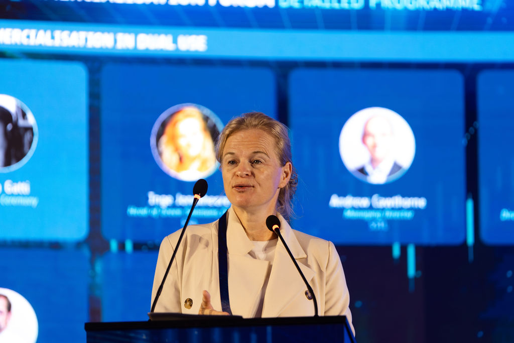 https://philab.esa.int/wp-content/uploads/sites/3/2026/05/ESA_3RD_EO_COMMERCIALISATION_FORUM_DAY_2-3.jpg