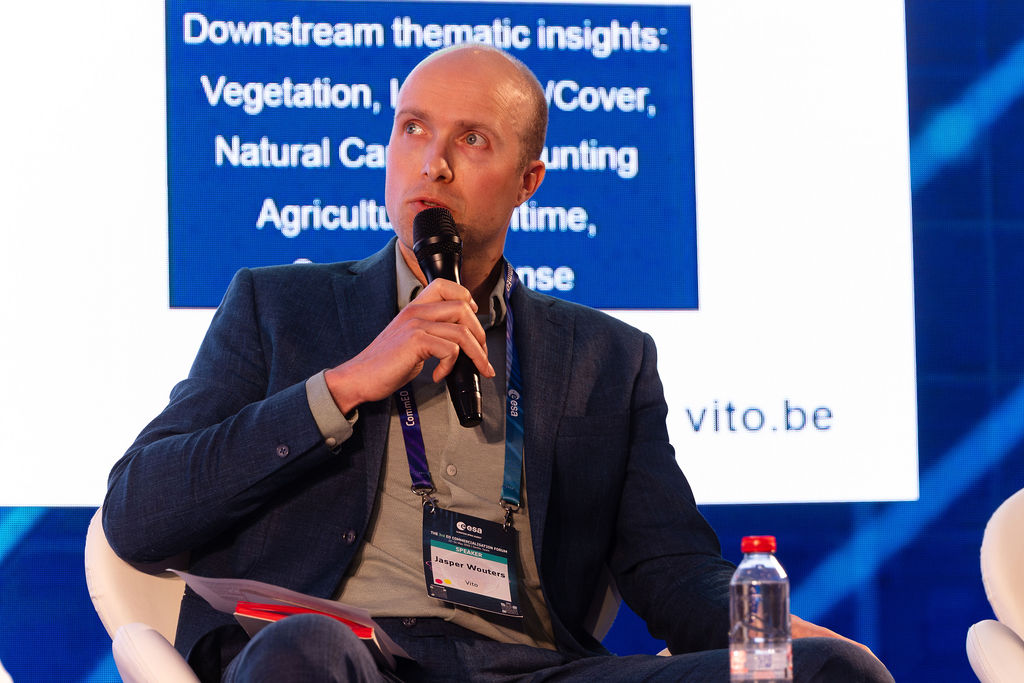 https://philab.esa.int/wp-content/uploads/sites/3/2026/05/ESA_3RD_EO_COMMERCIALISATION_FORUM_DAY_2-38.jpg