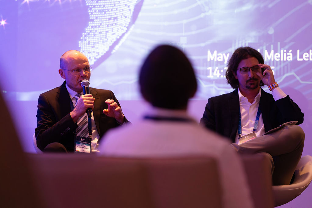 https://philab.esa.int/wp-content/uploads/sites/3/2026/05/ESA_3RD_EO_COMMERCIALISATION_FORUM_DAY_2-92.jpg