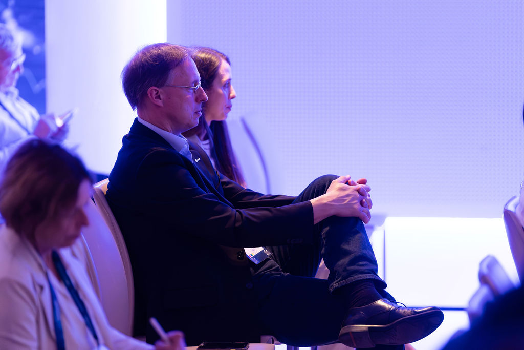 https://philab.esa.int/wp-content/uploads/sites/3/2026/05/ESA_3RD_EO_COMMERCIALISATION_FORUM_DAY_2-94.jpg