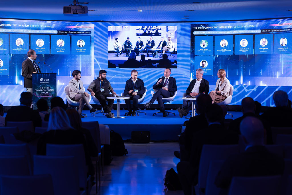https://philab.esa.int/wp-content/uploads/sites/3/2026/05/ESA_3RD_EO_COMMERCIALISATION_FORUM_DAY_3-100.jpg