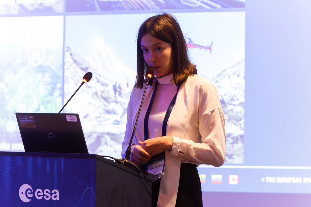 https://philab.esa.int/wp-content/uploads/sites/3/2026/05/ESA_3RD_EO_COMMERCIALISATION_FORUM_DAY_3-70.jpg