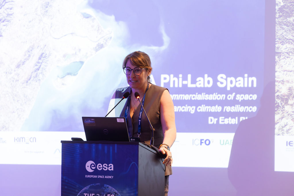 https://philab.esa.int/wp-content/uploads/sites/3/2026/05/ESA_3RD_EO_COMMERCIALISATION_FORUM_DAY_3-84.jpg