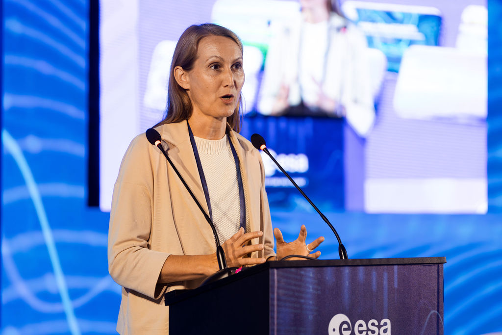 https://philab.esa.int/wp-content/uploads/sites/3/2026/05/ESA_3RD_EO_COMMERCIALISATION_FORUM_DAY_3-87.jpg