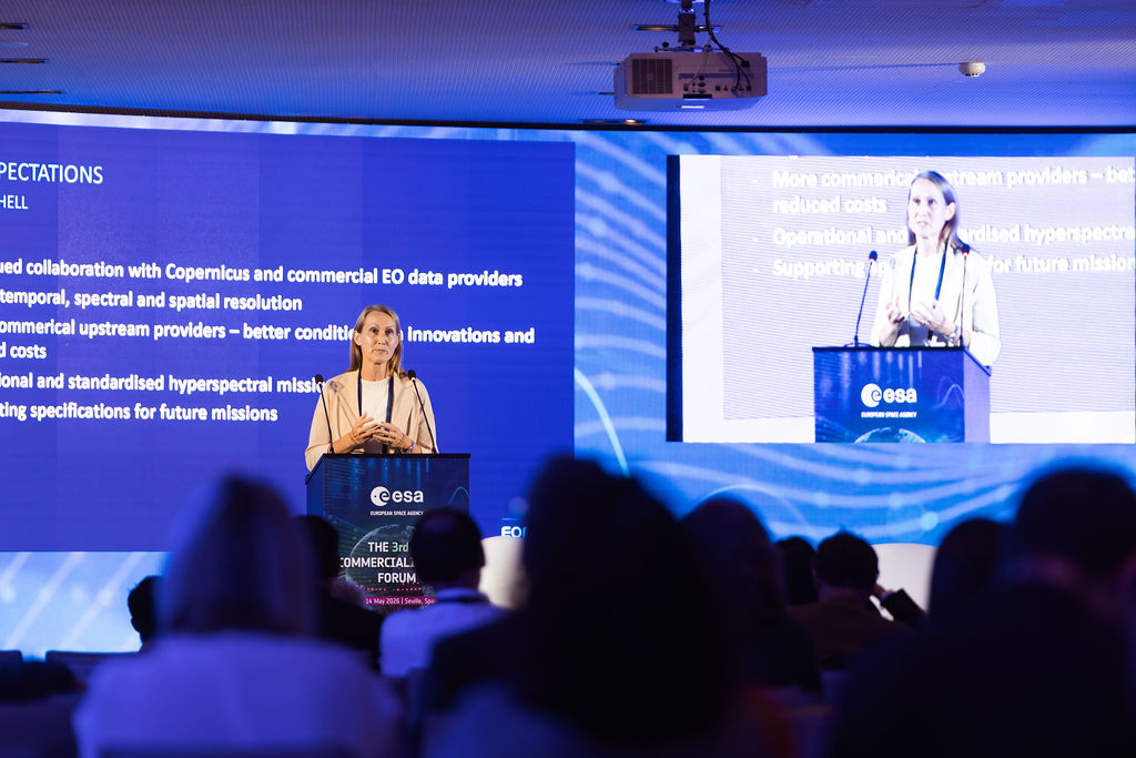 https://philab.esa.int/wp-content/uploads/sites/3/2026/05/ESA_3RD_EO_COMMERCIALISATION_FORUM_DAY_3-88.jpg