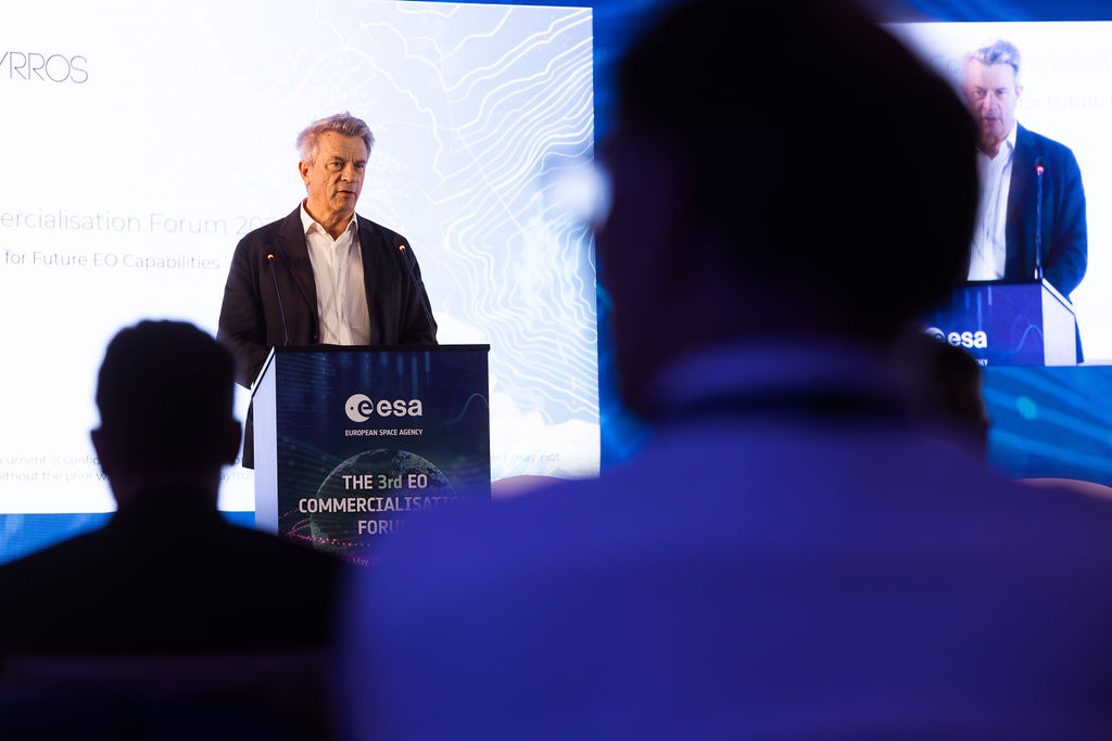 https://philab.esa.int/wp-content/uploads/sites/3/2026/05/ESA_3RD_EO_COMMERCIALISATION_FORUM_DAY_3-90.jpg