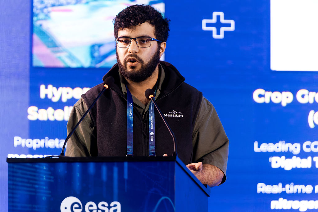 https://philab.esa.int/wp-content/uploads/sites/3/2026/05/ESA_3RD_EO_COMMERCIALISATION_FORUM_DAY_3-98.jpg