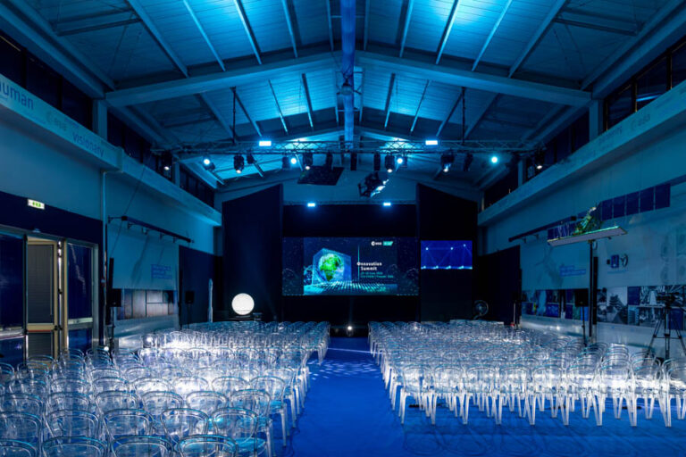 ESA_DAY1_002