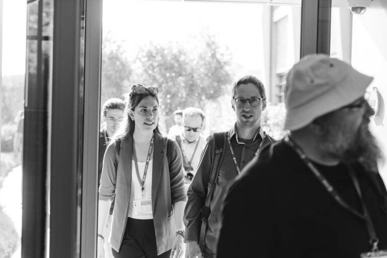 ESA_DAY1_006