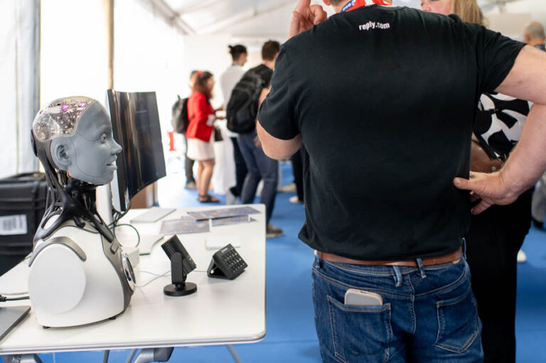 ESA_DAY1_032