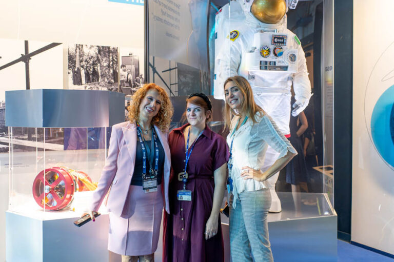 ESA_DAY1_034