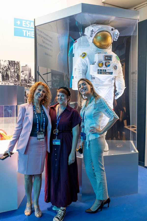 ESA_DAY1_035