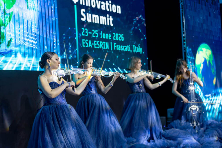 ESA_DAY1_051