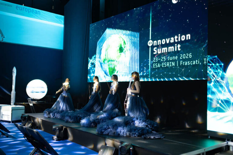 ESA_DAY1_061