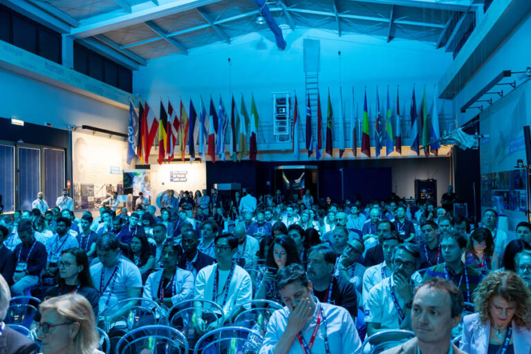 ESA_DAY1_074