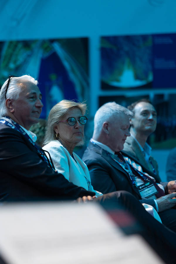 ESA_DAY1_078