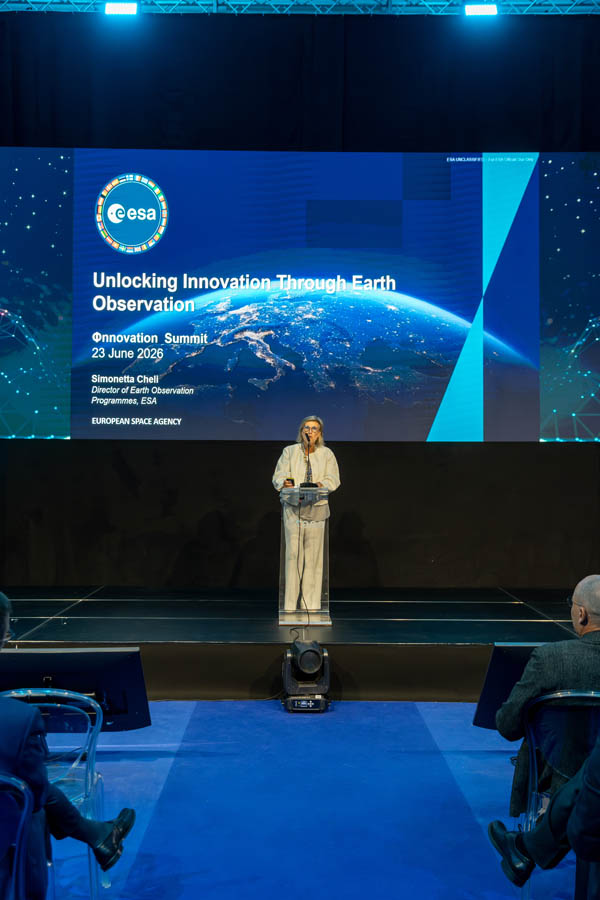 ESA_DAY1_102