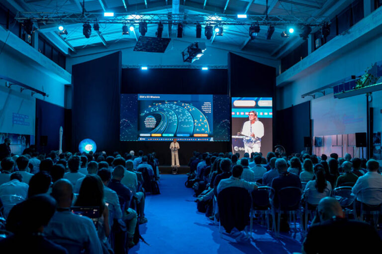 ESA_DAY1_115
