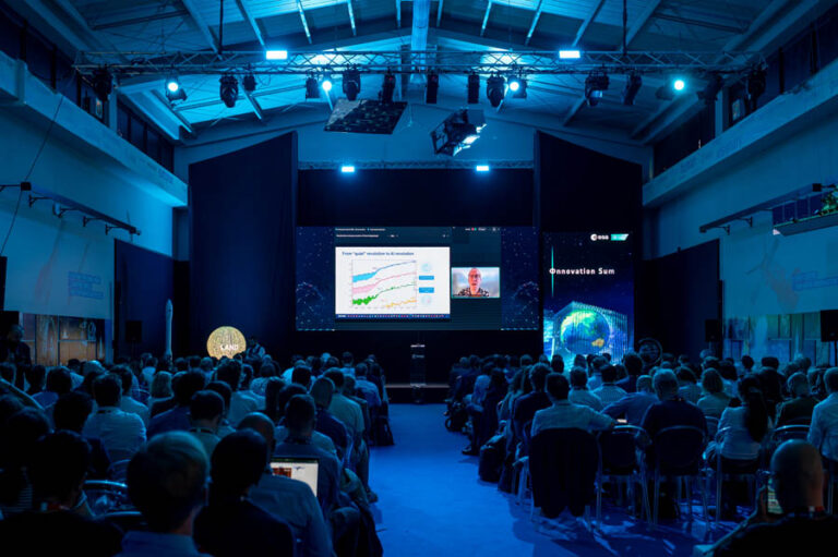 ESA_DAY1_148