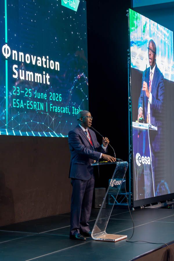 ESA_DAY1_161