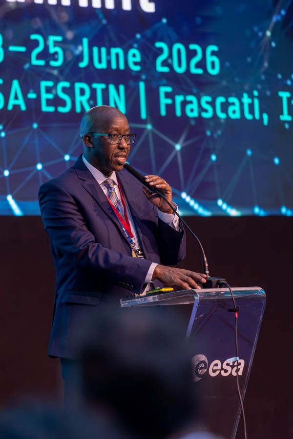 ESA_DAY1_162