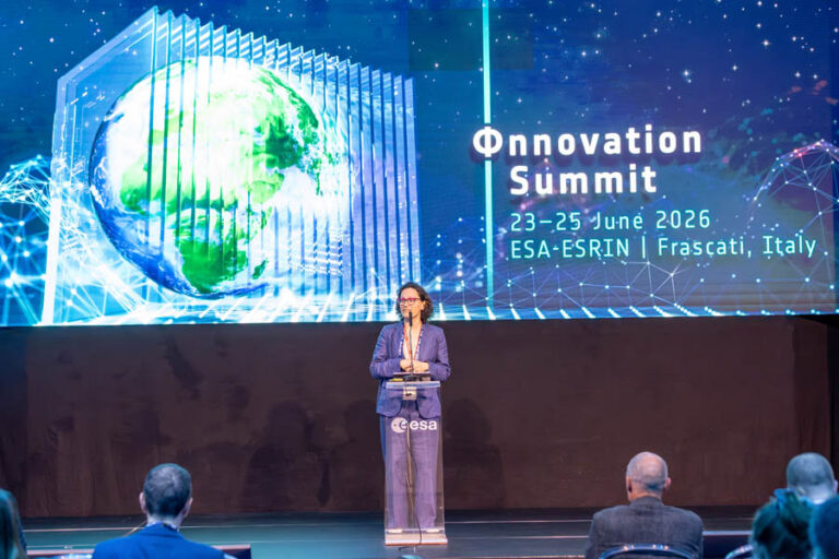 ESA_DAY1_195