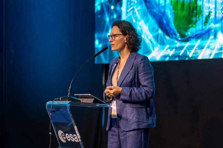ESA_DAY1_201