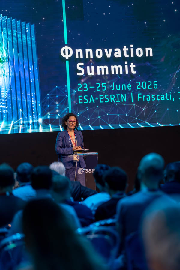 ESA_DAY1_209