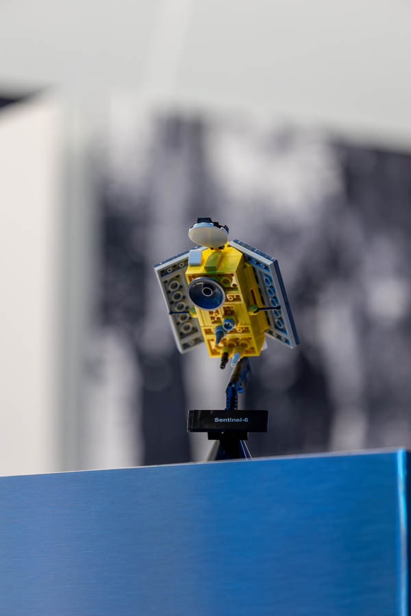 ESA_DAY1_217