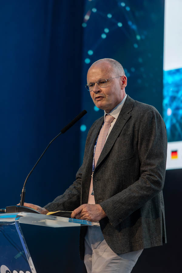 ESA_DAY1_226