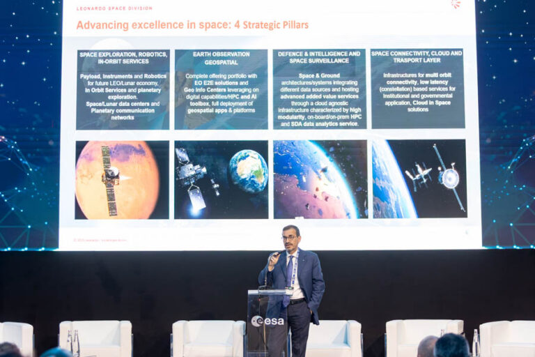ESA_DAY1_238