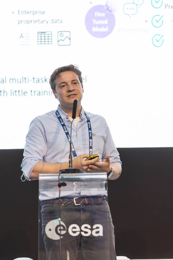 ESA_DAY1_246