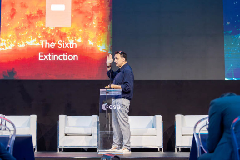 ESA_DAY1_269