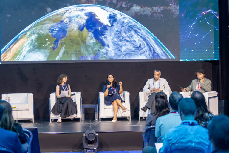 ESA_DAY1_295