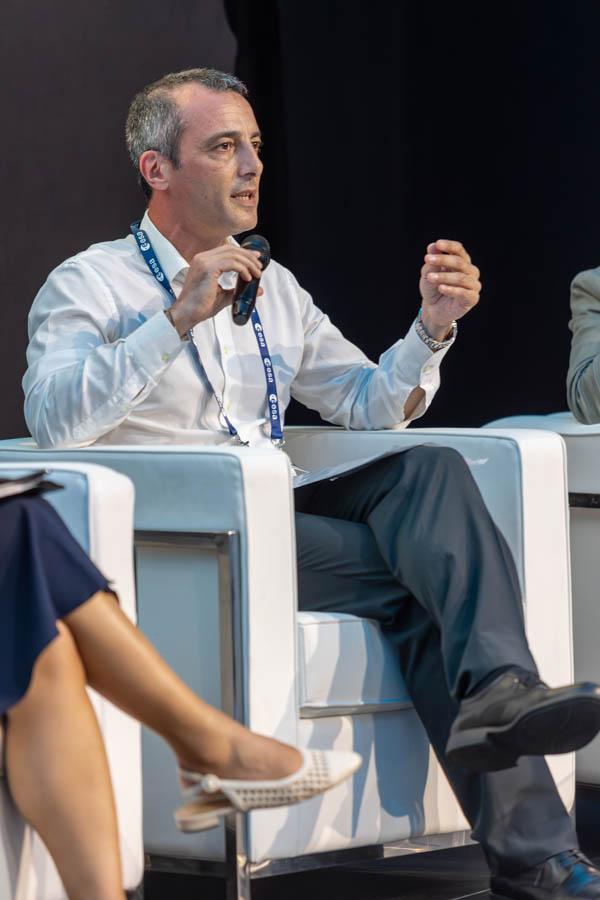 ESA_DAY1_310