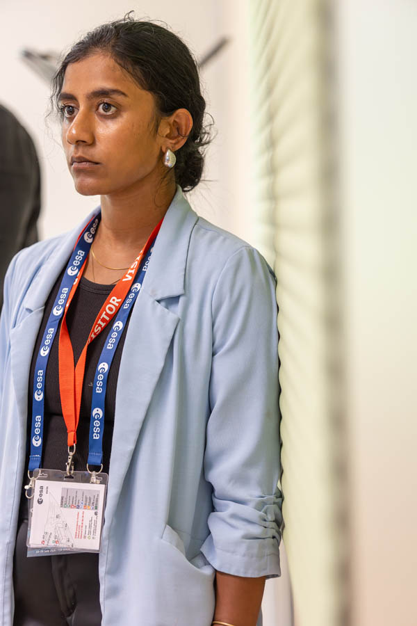 ESA_DAY1_330