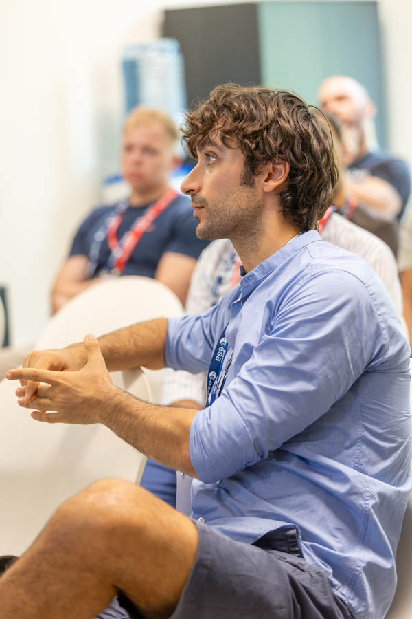 ESA_DAY1_331