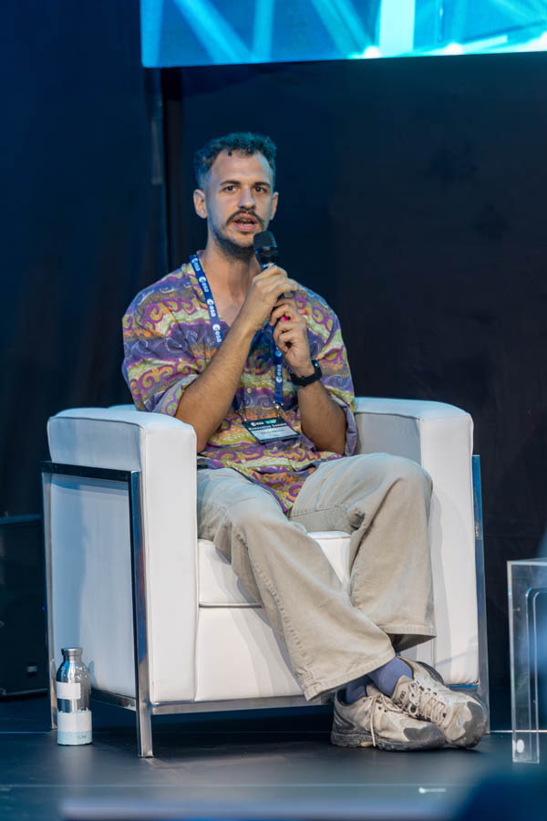 ESA_DAY1_371