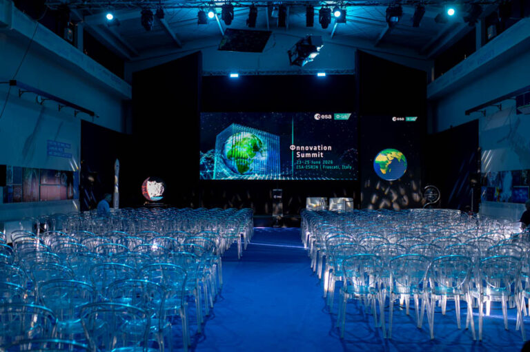 ESA_DAY2_001